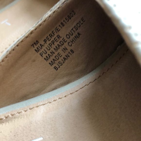 (EUC) Espirit perforated slides size 7 - Picture 8 of 8